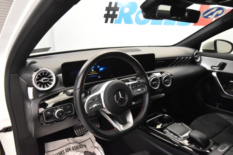 2021 Mercedes-Benz A-Class AMG A 35 AWD 4MATIC 4dr Sedan, Blanco, Mileage: 29,092 - photo 10