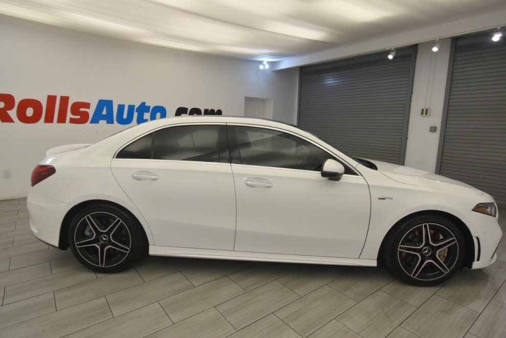 2021 Mercedes-Benz A-Class AMG A 35 AWD 4MATIC 4dr Sedan, Blanco, Mileage: 29,092 - photo 5