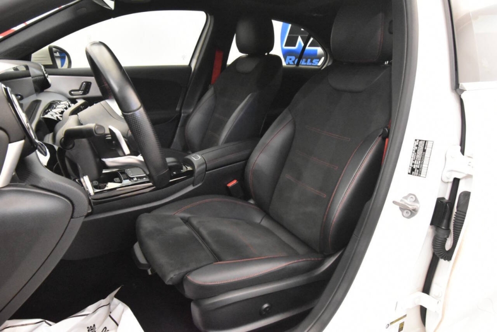 2021 Mercedes-Benz A-Class AMG A 35 AWD 4MATIC 4dr Sedan, Blanco, Mileage: 29,092 - photo 9
