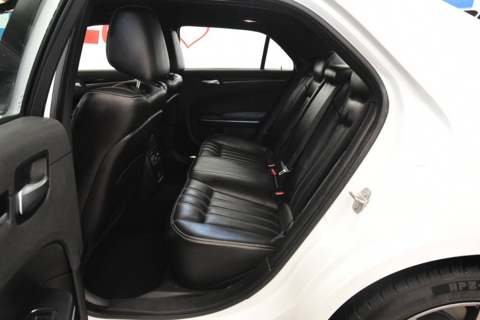 2021 Chrysler 300 S V6 4dr Sedan, White,  - photo 12