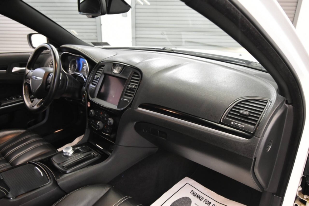 2021 Chrysler 300 S V6 4dr Sedan, White,  - photo 14