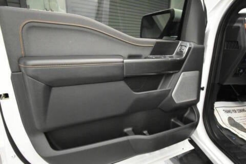 2021 Ford F-150 Tremor 4x4 4dr SuperCrew 5.5 ft. SB, White, Mileage: 84,860 - photo 10
