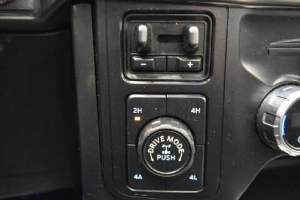 2021 Ford F-150 Tremor 4x4 4dr SuperCrew 5.5 ft. SB, White, Mileage: 84,860 - photo 28