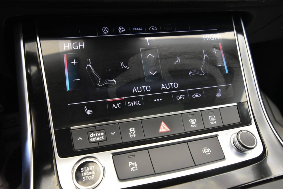 2021 Audi Q8 quattro Premium 55 TFSI AWD 4dr SUV, White, Mileage: 96,682 - photo 21