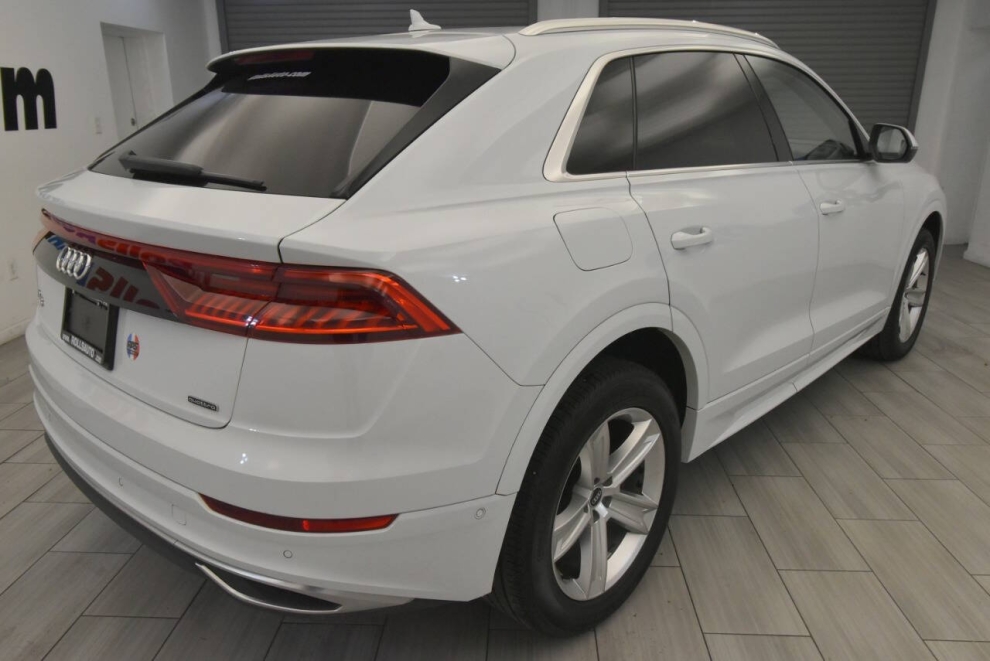 2021 Audi Q8 quattro Premium 55 TFSI AWD 4dr SUV, White, Mileage: 96,682 - photo 4