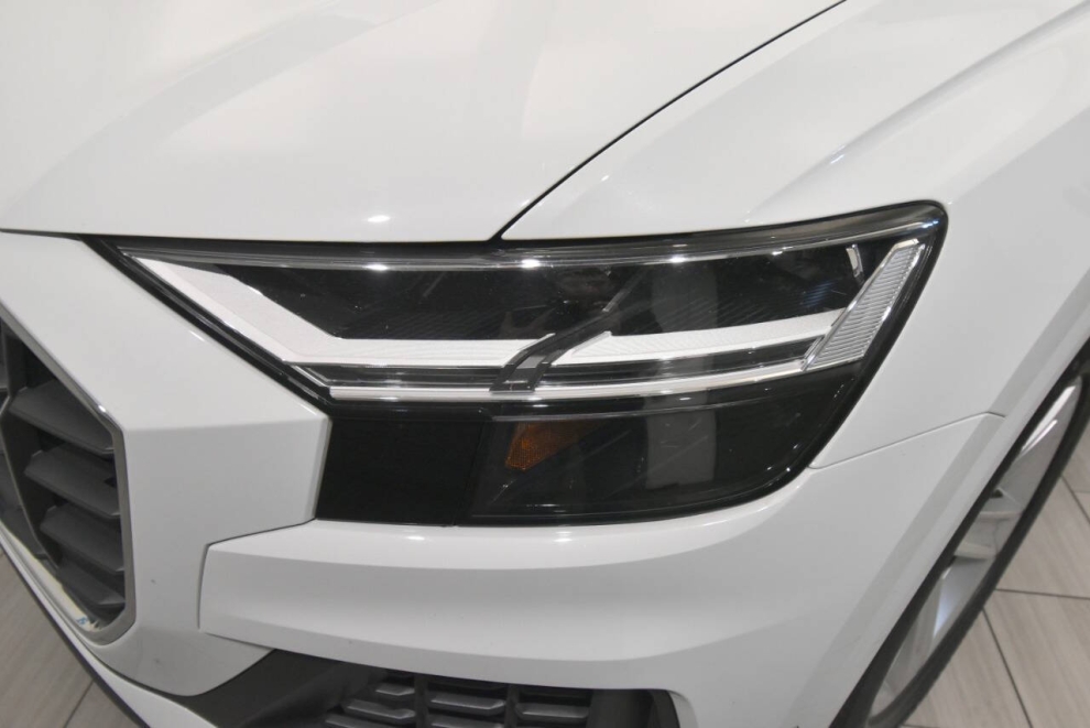 2021 Audi Q8 quattro Premium 55 TFSI AWD 4dr SUV, White, Mileage: 96,682 - photo 7