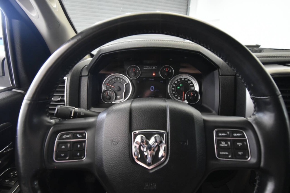 2015 RAM 1500 Sport 4x4 4dr Crew Cab 5.5 ft. SB Pickup, Black,  - photo 26