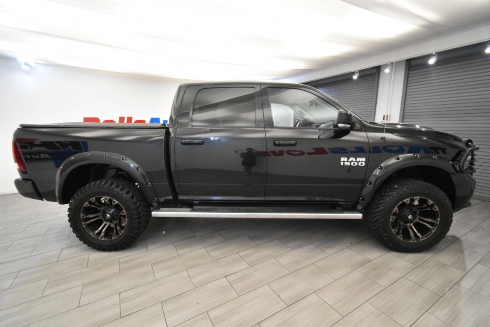 2015 RAM 1500 Sport 4x4 4dr Crew Cab 5.5 ft. SB Pickup, Black,  - photo 5