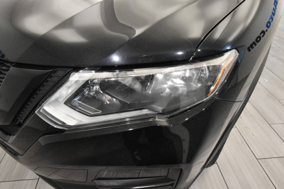 2018 Nissan Rogue SV AWD Midnight Edition, Black, Mileage: 87,892 - photo 7