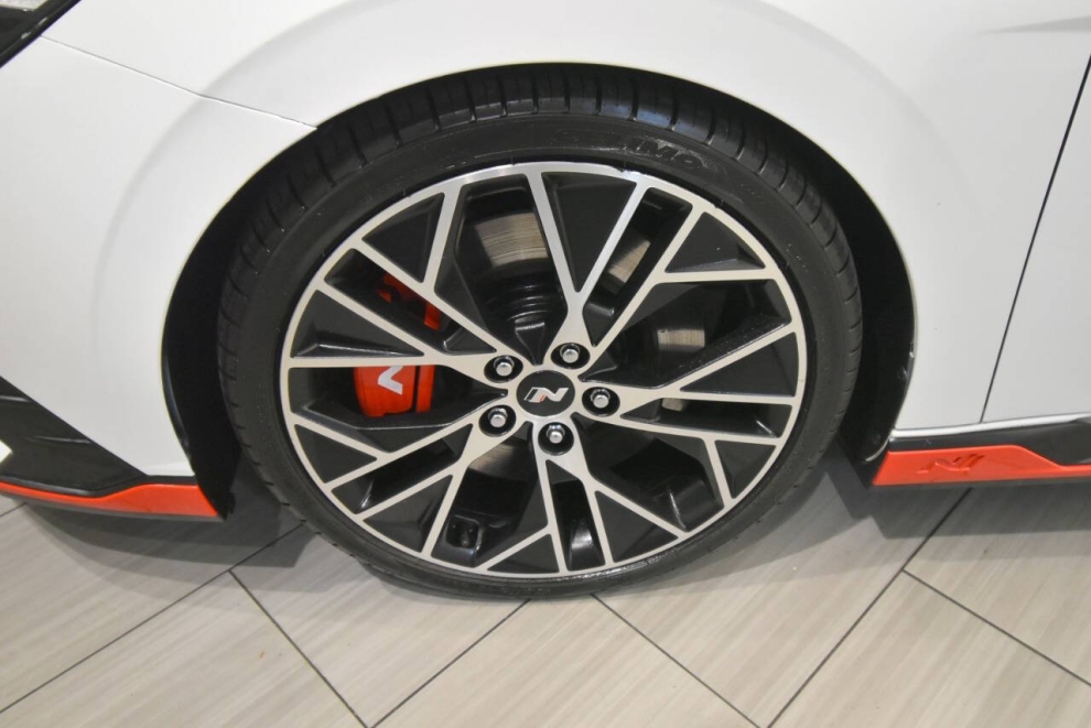 2022 Hyundai Elantra N, White, Mileage: 49,550 - photo 8