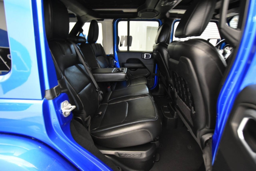 2021 Jeep Wrangler Unlimited Rubicon 4xe 4x4 4dr SUV, Blue, Mileage: 69,384 - photo 17