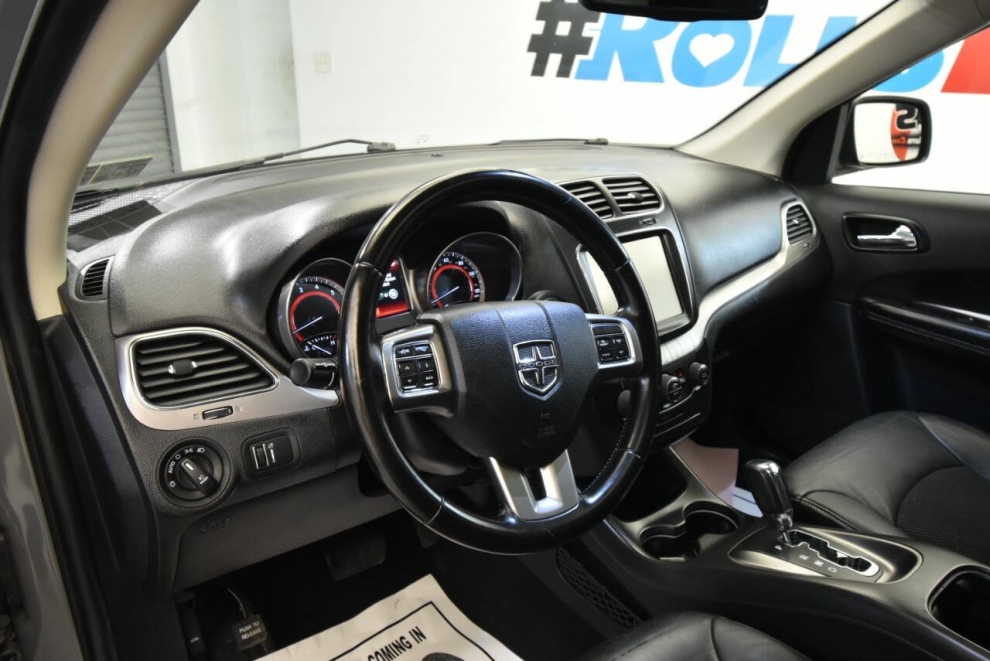 2020 Dodge Journey Crossroad 4dr SUV, Gray, Mileage: 88,603 - photo 10