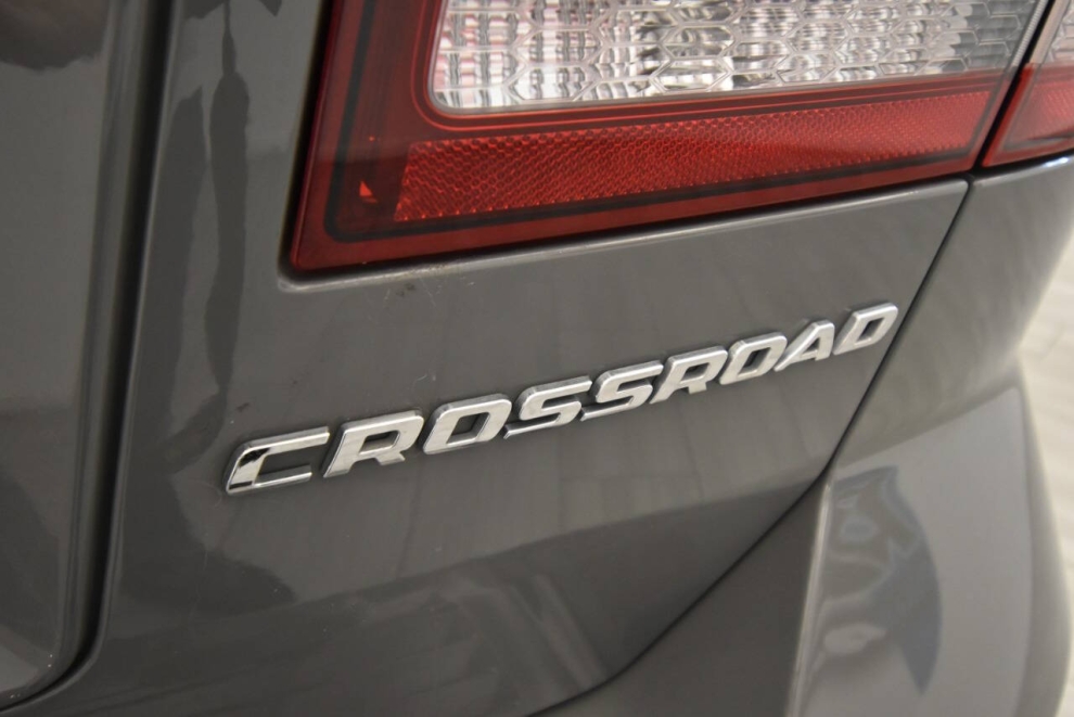 2020 Dodge Journey Crossroad 4dr SUV, Gray, Mileage: 88,603 - photo 35