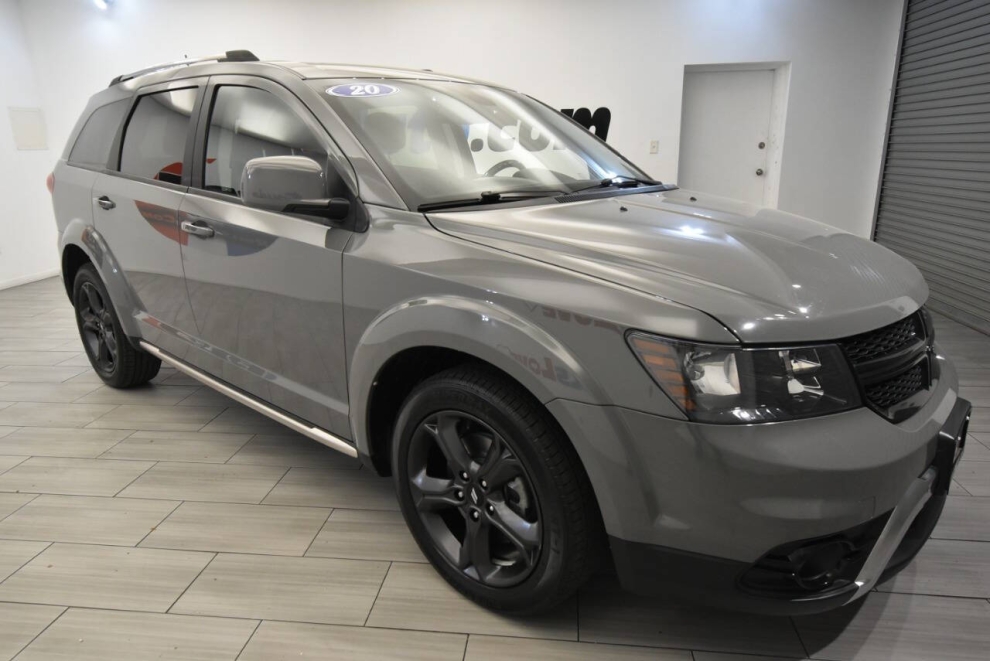 2020 Dodge Journey Crossroad 4dr SUV, Gray, Mileage: 88,603 - photo 6