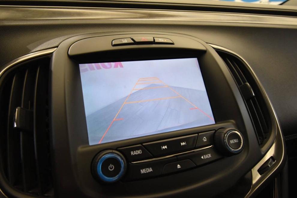 2014 Buick LaCrosse Leather 4dr Sedan, Gray, Mileage: 59,879 - photo 23