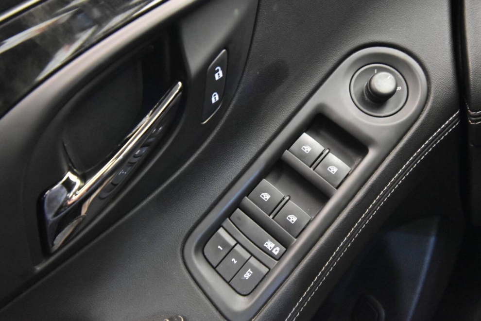 2014 Buick LaCrosse Leather 4dr Sedan, Gray, Mileage: 59,879 - photo 29