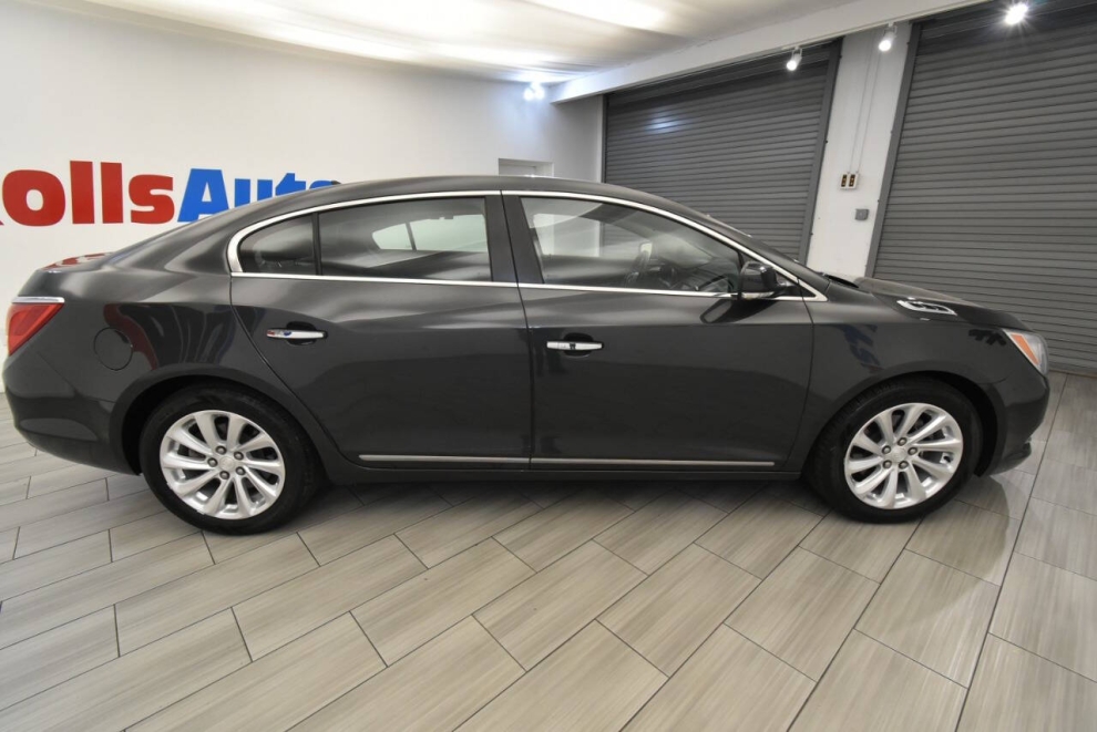 2014 Buick LaCrosse Leather 4dr Sedan, Gray, Mileage: 59,879 - photo 5