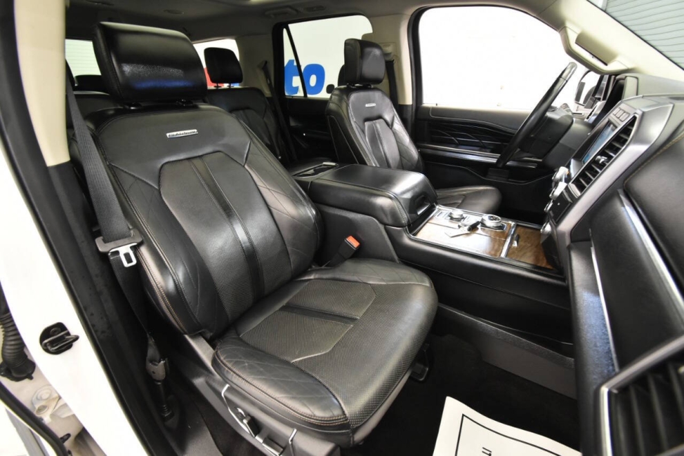 2019 Ford Expedition Platinum 4x4 4dr SUV, White, Mileage: 94,047 - photo 19