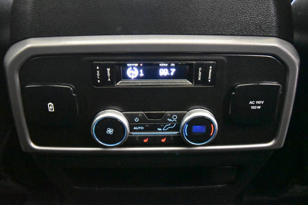 2019 Ford Expedition Platinum 4x4 4dr SUV, White, Mileage: 94,047 - photo 22