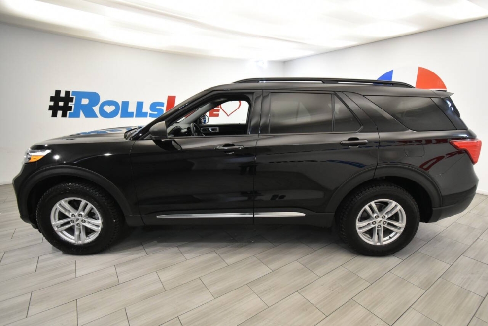 2022 Ford Explorer XLT AWD 4dr SUV, Black, Mileage: 57,722 - photo 1