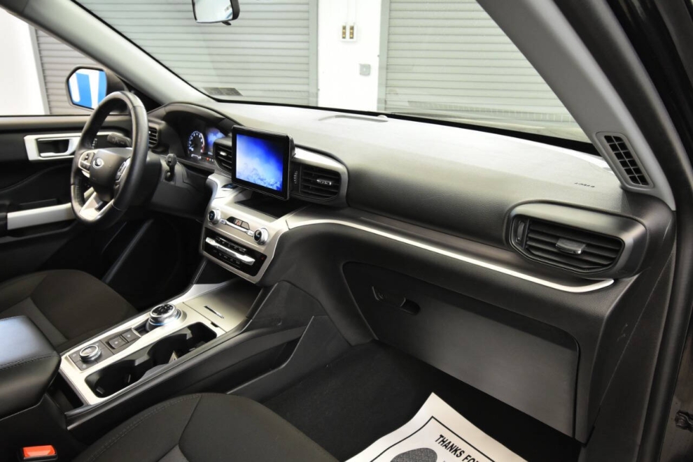 2022 Ford Explorer XLT AWD 4dr SUV, Black, Mileage: 57,722 - photo 15