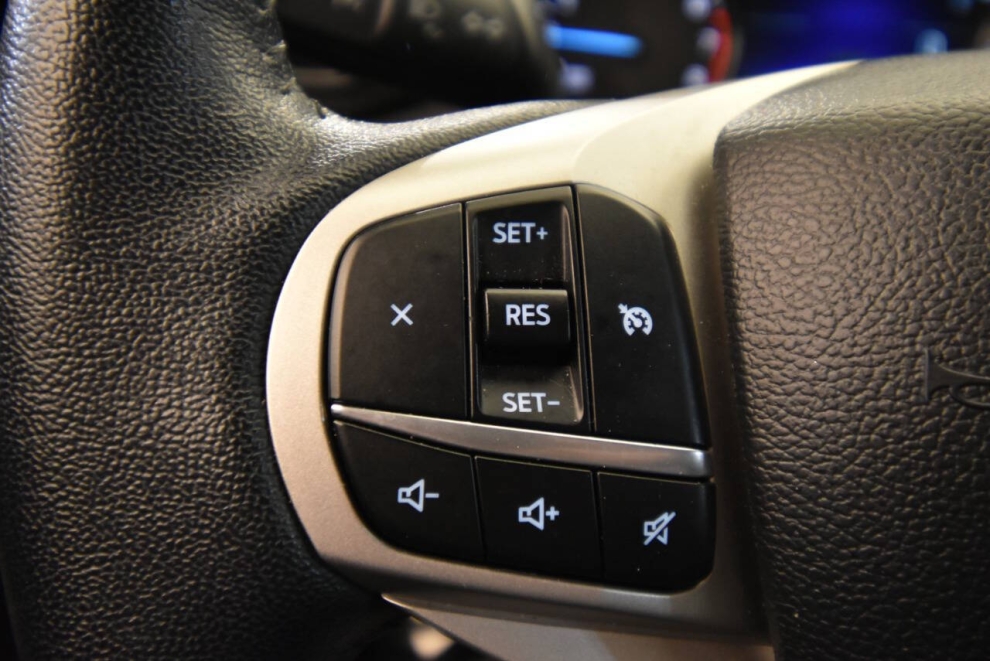 2022 Ford Explorer XLT AWD 4dr SUV, Black, Mileage: 57,722 - photo 26