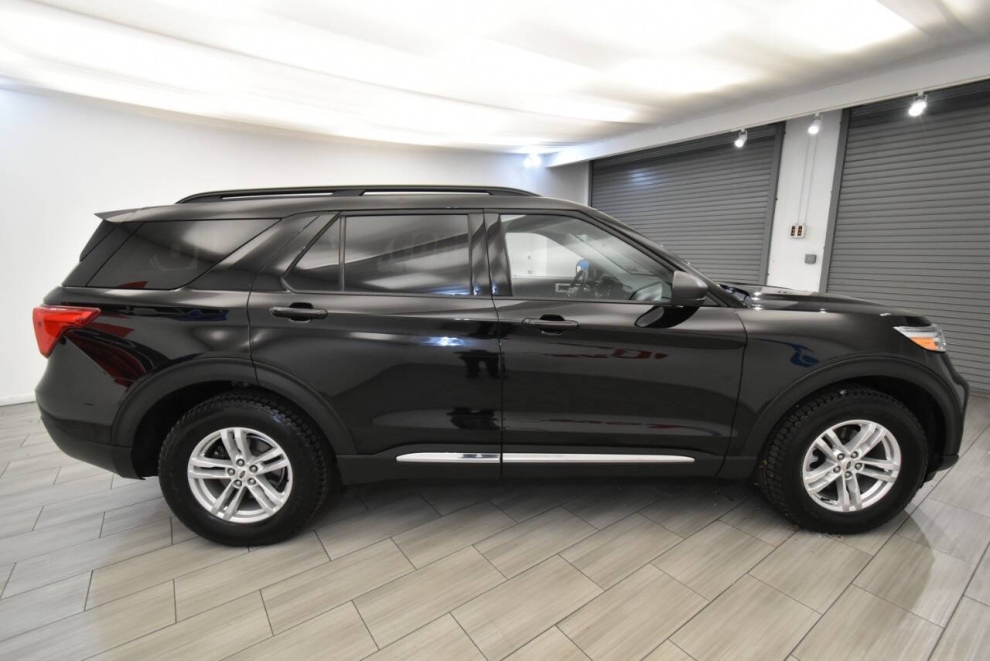 2022 Ford Explorer XLT AWD 4dr SUV, Black, Mileage: 57,722 - photo 5