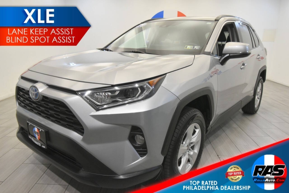 2021 Toyota RAV4 Hybrid XLE AWD 4dr SUV, Silver, Mileage: 39,291 