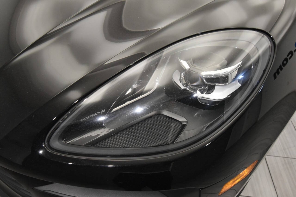 2021 Porsche Macan Base AWD 4dr SUV, Black, Mileage: 87,858 - photo 7