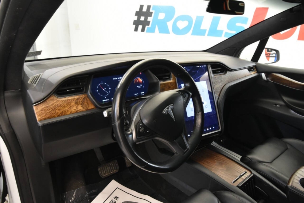 2020 Tesla Model X Long Range, White, Mileage: 91,396 - photo 11