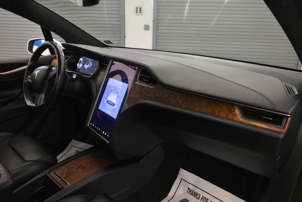 2020 Tesla Model X Long Range, White, Mileage: 91,396 - photo 15
