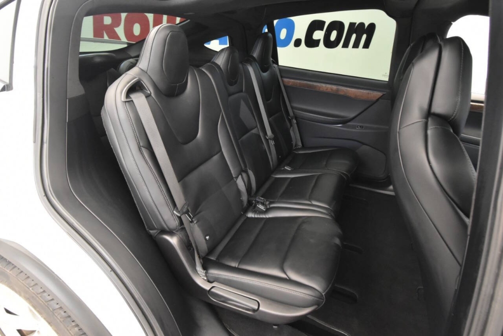 2020 Tesla Model X Long Range, White, Mileage: 91,396 - photo 17