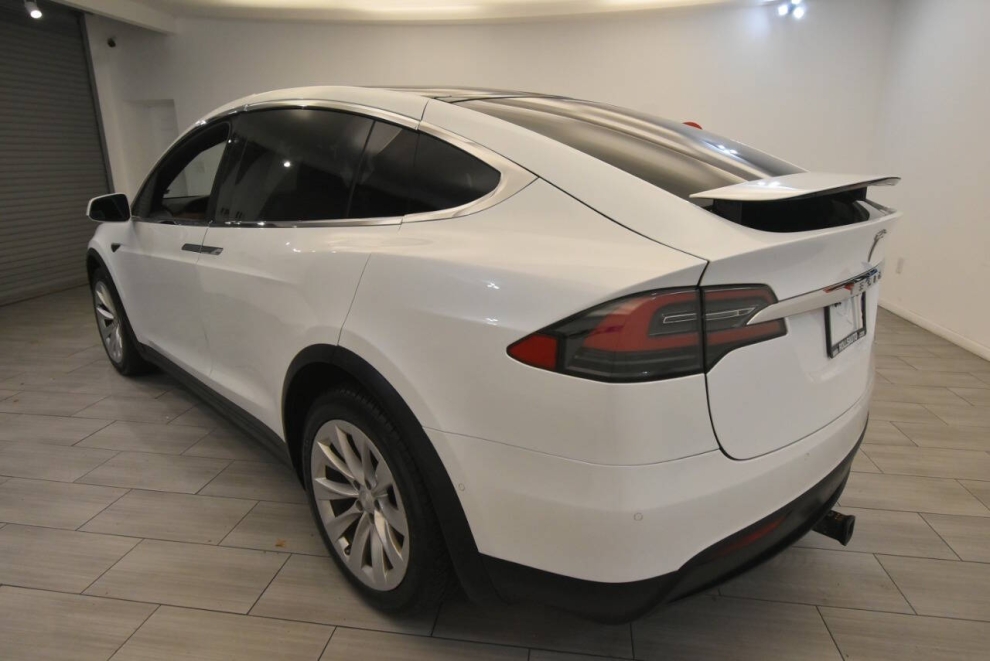 2020 Tesla Model X Long Range, White, Mileage: 91,396 - photo 2