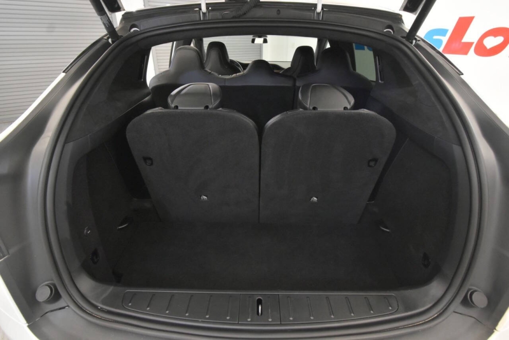 2020 Tesla Model X Long Range, White, Mileage: 91,396 - photo 28