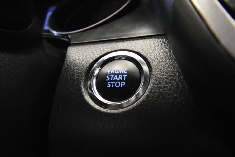 2022 Toyota Camry TRD, White, Mileage: 50,762 - photo 18