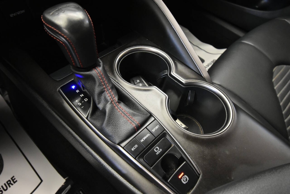 2022 Toyota Camry TRD, White, Mileage: 50,762 - photo 19
