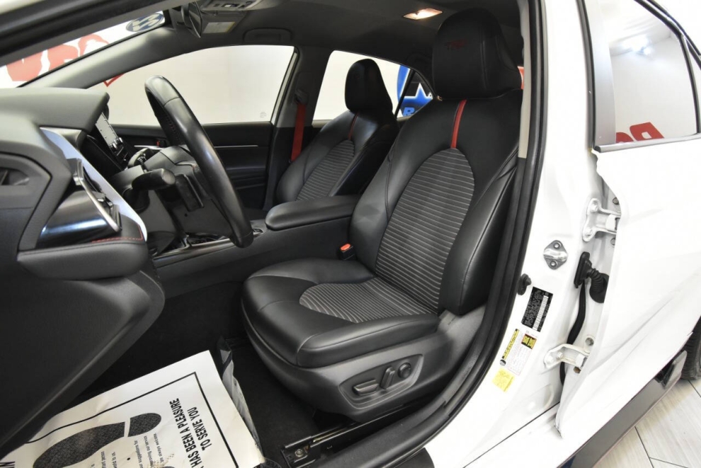 2022 Toyota Camry TRD, White, Mileage: 50,762 - photo 9