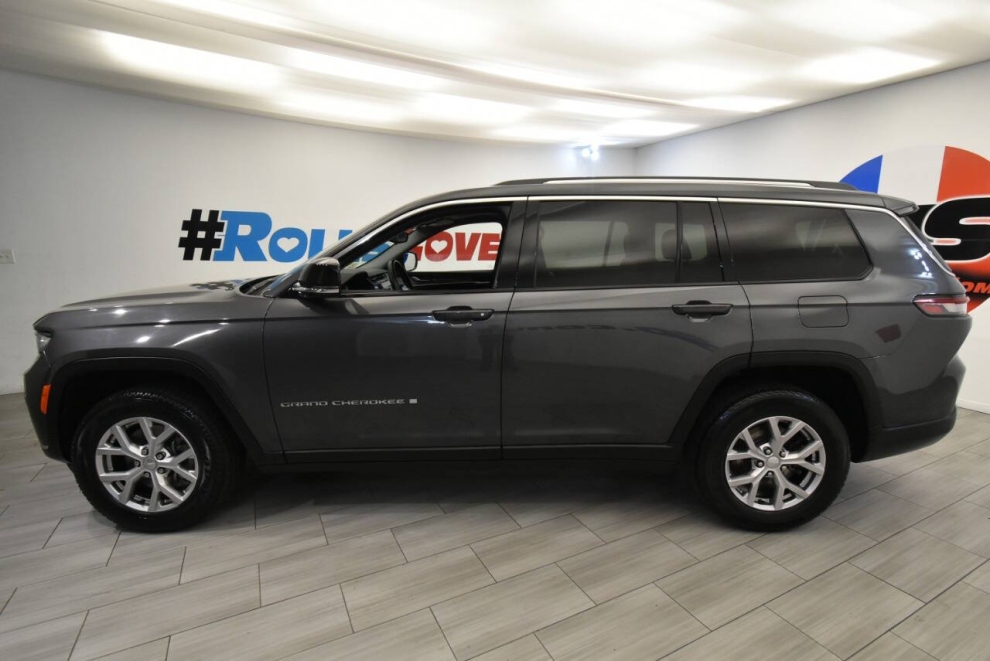 2021 Jeep Grand Cherokee L Limited 4x4 4dr SUV, Gray, Mileage: 51,493 - photo 1