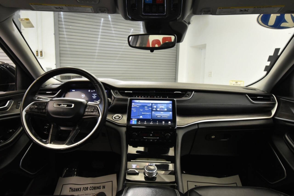2021 Jeep Grand Cherokee L Limited 4x4 4dr SUV, Gray, Mileage: 51,493 - photo 19