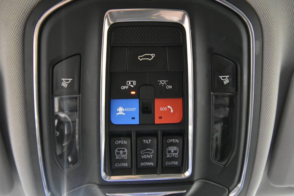 2021 Jeep Grand Cherokee L Limited 4x4 4dr SUV, Gray, Mileage: 51,493 - photo 33