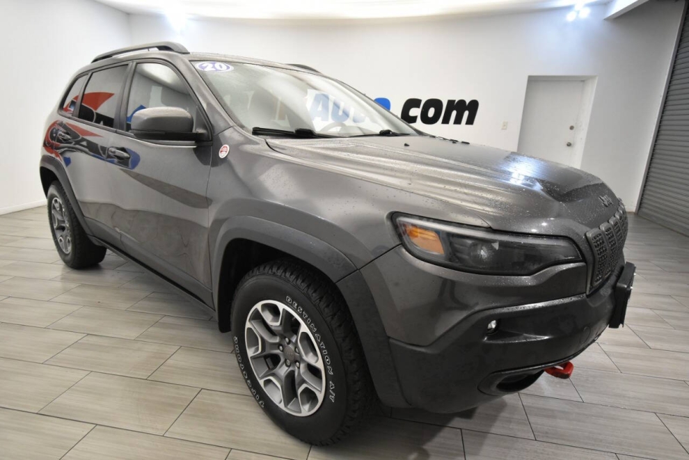 2020 Jeep Cherokee Trailhawk, Gray, Mileage: 61,100 - photo 6