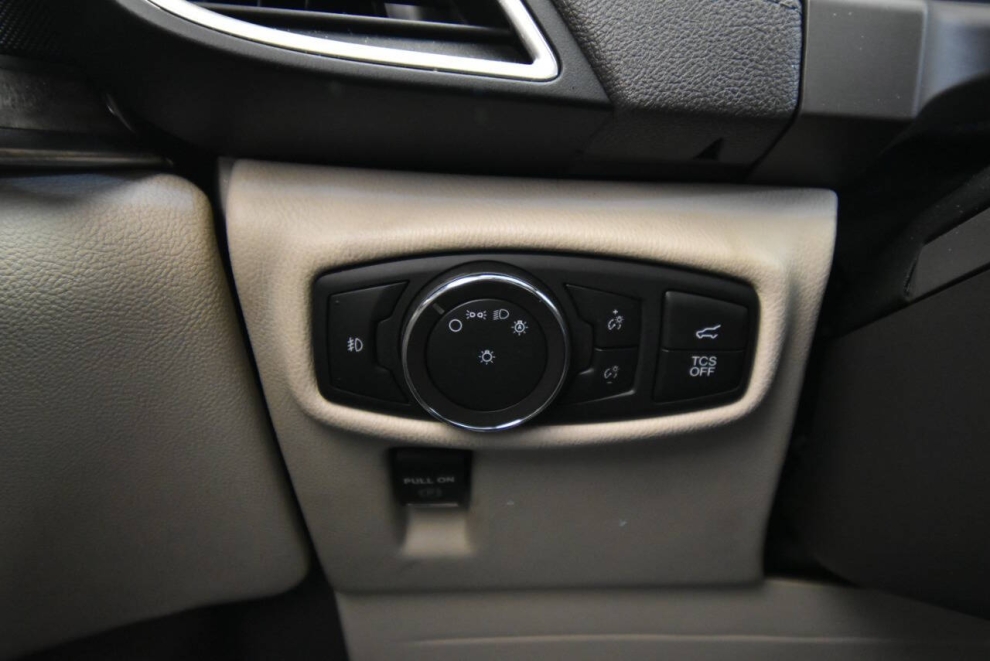 2020 Lincoln Nautilus Reserve AWD 4dr SUV, Gray, Mileage: 97,120 - photo 28
