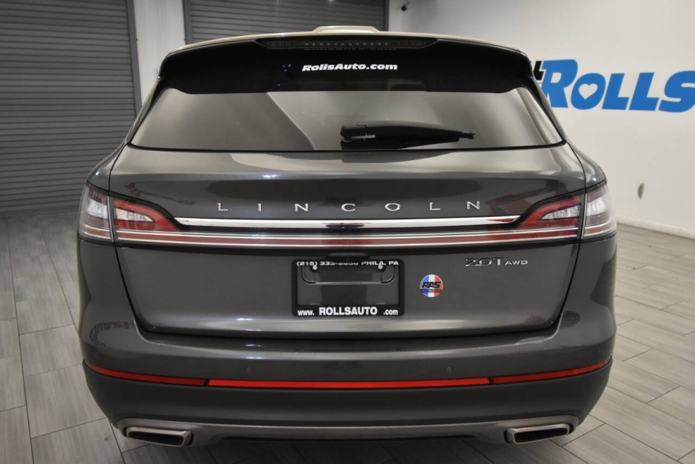 2020 Lincoln Nautilus Reserve AWD 4dr SUV, Gray, Mileage: 97,120 - photo 3