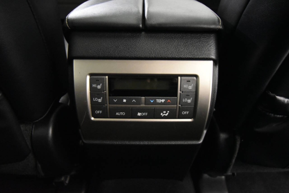 2015 Lexus GX 460 Luxury AWD 4dr SUV, Silver, Mileage: 84,131 - photo 19