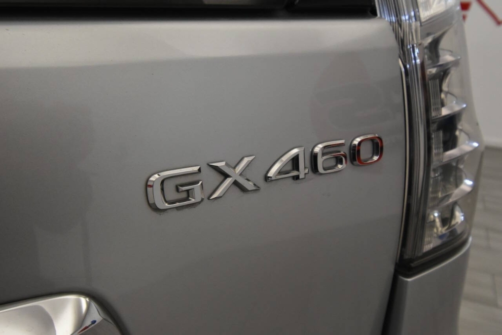 2015 Lexus GX 460 Luxury AWD 4dr SUV, Silver, Mileage: 84,131 - photo 35