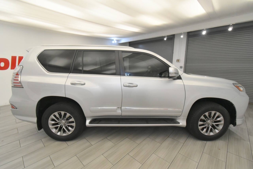 2015 Lexus GX 460 Luxury AWD 4dr SUV, Silver, Mileage: 84,131 - photo 5