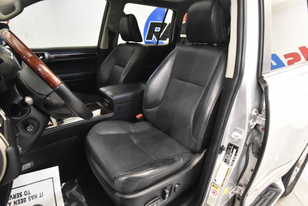 2015 Lexus GX 460 Luxury AWD 4dr SUV, Silver, Mileage: 84,131 - photo 9