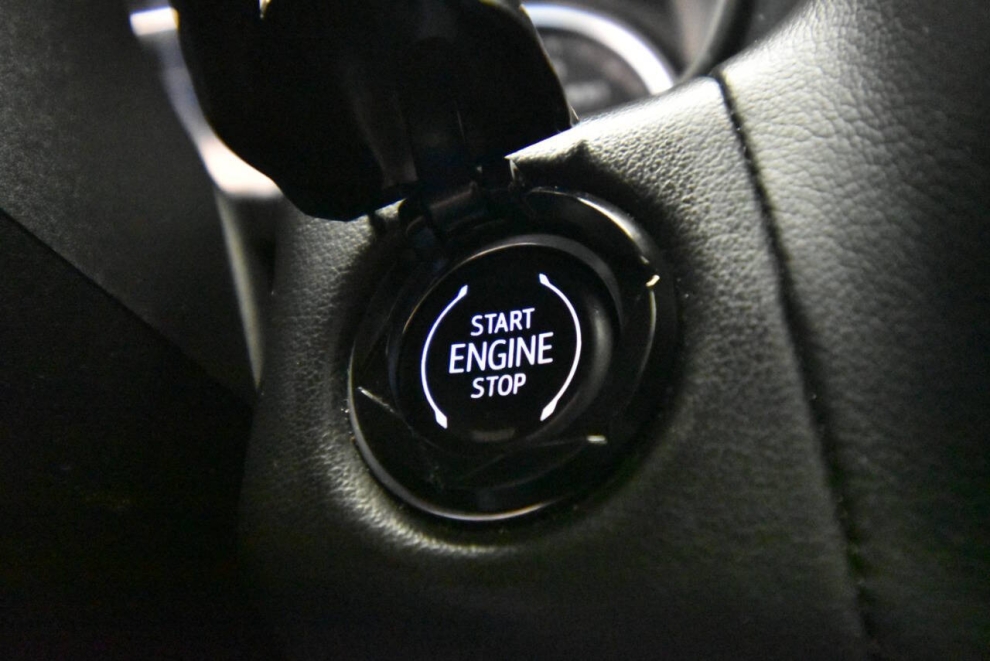 2021 Chevrolet Tahoe High Country 4x4 4dr SUV, Black, Mileage: 75,529 - photo 26