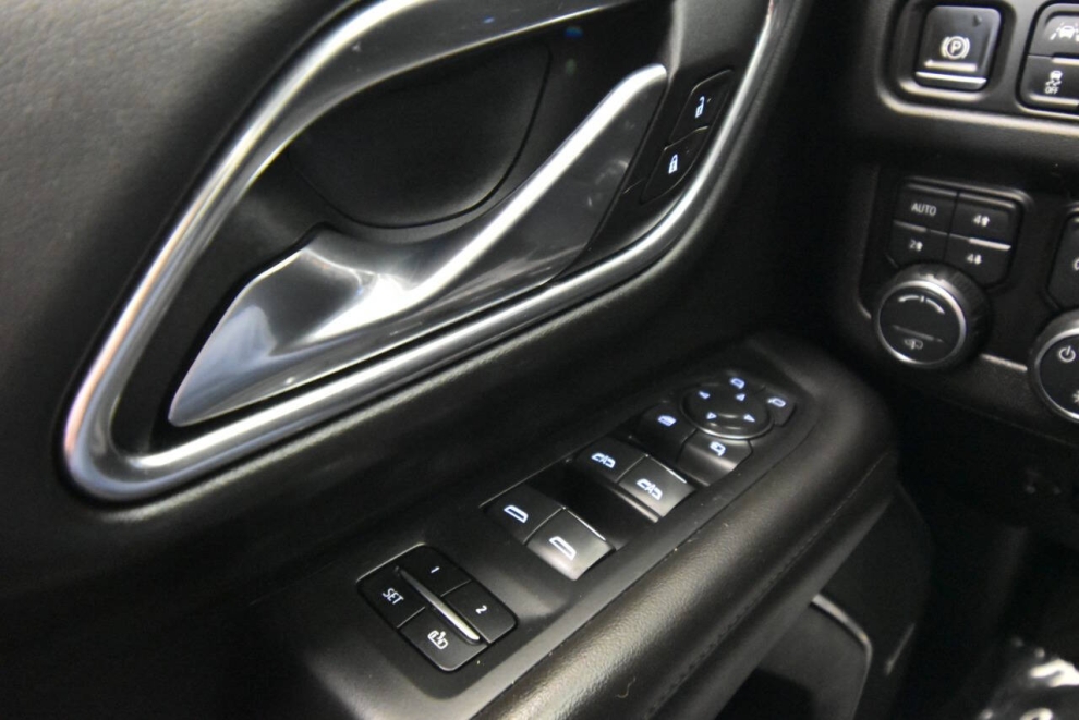 2021 Chevrolet Tahoe High Country 4x4 4dr SUV, Black, Mileage: 75,529 - photo 36