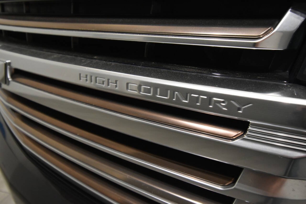 2021 Chevrolet Tahoe High Country 4x4 4dr SUV, Black, Mileage: 75,529 - photo 8